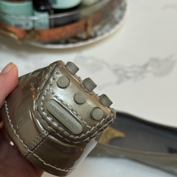 Ballerina flats size 38 in good shape by Louis Vuitton. Metallic bronze - Picture 6 of 7